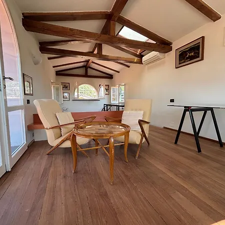 Elegante Attico Centro Storico - Panoramic View - Διαμέρισμα *