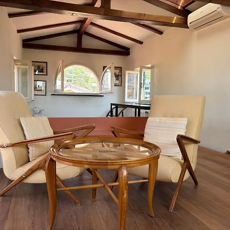 Elegante Attico Centro Storico - Panoramic View - * كارارا